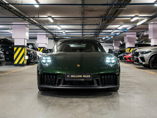 2026 Porsche 911 Carrera 4 GTS VIII (992) Рестайлинг, зелёный, 33200000 рублей, вид 2