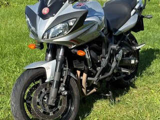 2008 Yamaha FZ6, серебристый, 340000 рублей, вид 1