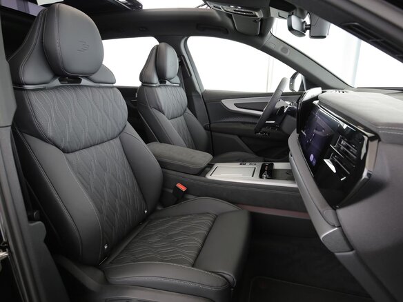 2026 Audi Q7 III (G8), чёрный, 16600000 рублей - вид 20