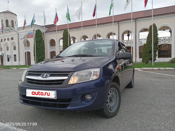 2014 Lada (ВАЗ) Granta I, синий, 395000 рублей