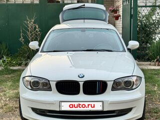2011 BMW 1 серии 118i I (E81/E82/E87/E88) Рестайлинг, белый, 1100000 рублей, вид 1