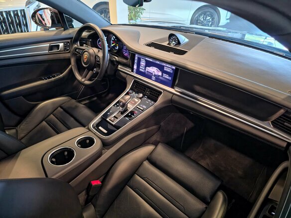 2021 Porsche Panamera 4S E-Hybrid II Рестайлинг, фиолетовый, 9900000 рублей - вид 31