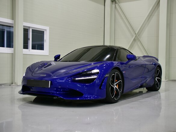 2023 McLaren 750S, синий, 34890000 рублей