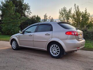2011 Chevrolet Lacetti I, бежевый, 600000 рублей, вид 4