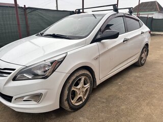 2014 Hyundai Solaris I Рестайлинг, белый, 760000 рублей, вид 4