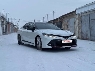 2020 Toyota Camry VIII (XV70), белый, 2900000 рублей, вид 2