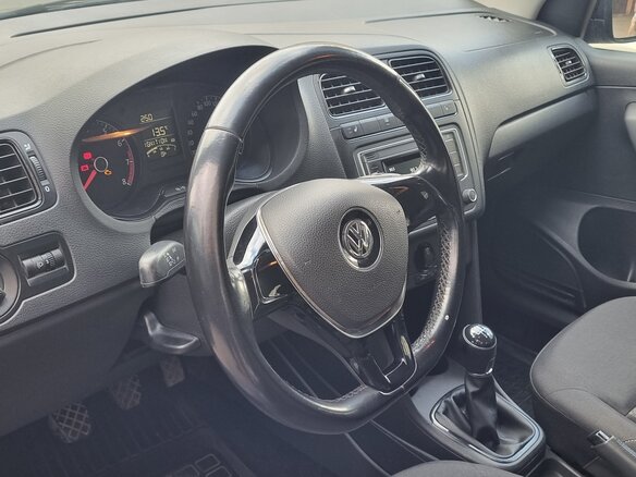 2016 Volkswagen Polo V Рестайлинг, синий - вид 11
