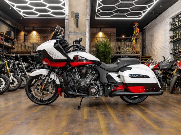 2025 Indian Challenger, белый, 4990000 рублей - вид 4
