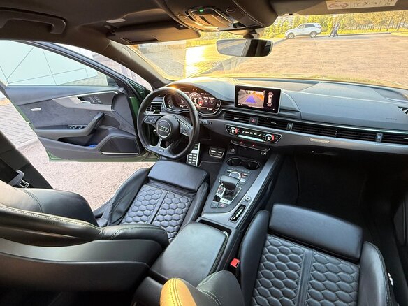 2017 Audi RS 4 IV (B9), зелёный, 4500000 рублей - вид 18