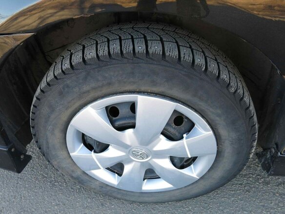 2011 Toyota Corolla Fielder X (E140, E150) Рестайлинг, чёрный, 750000 рублей - вид 15