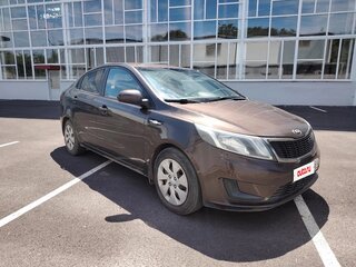 2015 Kia Rio III Рестайлинг, коричневый, 810000 рублей, вид 2