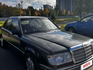 1992 Mercedes-Benz W124 230, синий, 300000 рублей, вид 5