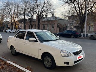 2011 Lada (ВАЗ) Priora I, белый, 420000 рублей, вид 5