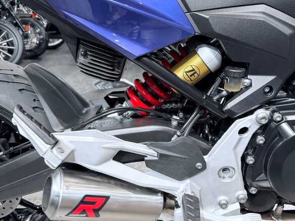 2020 BMW F 900 R, серебристый, 999000 рублей - вид 29