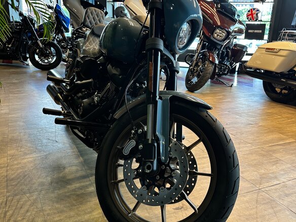 2024 Harley-Davidson Low Rider, серый, 2560000 рублей - вид 12