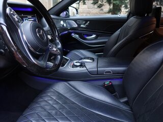 2019 Mercedes-Benz Maybach S-Класс 560 I (X222) Рестайлинг, чёрный, 7200000 рублей, вид 4
