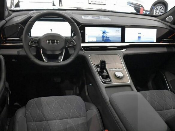 2026 Geely Monjaro, серебристый - вид 14