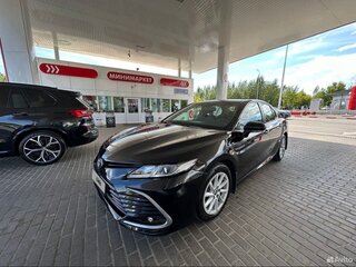 2021 Toyota Camry VIII (XV70) Рестайлинг, чёрный, 2650000 рублей, вид 3