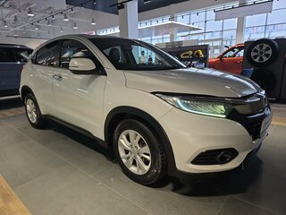 2019 Honda Vezel I Рестайлинг, белый, 1740000 рублей, вид 3