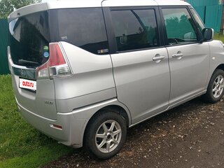 2018 Suzuki Solio III, серебристый, 950000 рублей, вид 2