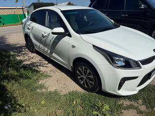 2017 Kia Rio IV, белый, 1475000 рублей, вид 4