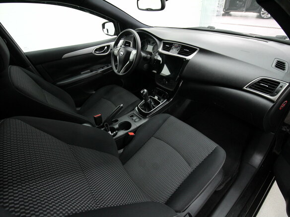 2016 Nissan Sentra VII (B17), чёрный, 1050000 рублей - вид 10
