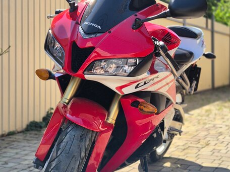 2012 Honda CBR 600RR, красный, 680000 рублей, вид 1