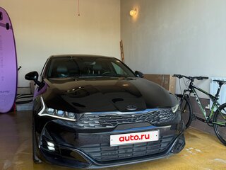 2021 Kia K5 III, чёрный, 2850000 рублей, вид 2