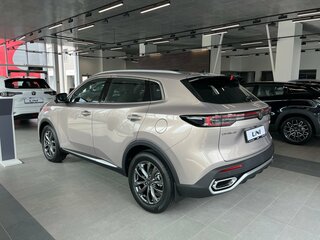 2026 Changan UNI-S I, золотистый, 3079900 рублей, вид 4