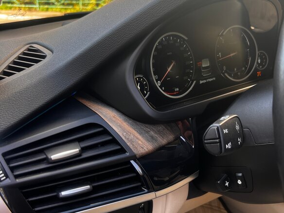 2017 BMW X5 25d III (F15), чёрный, 3300000 рублей - вид 26