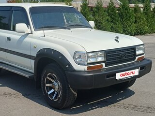 1996 Toyota Land Cruiser 80 Series Рестайлинг, белый, 1950000 рублей, вид 3