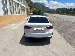 2021 Hyundai Solaris II Рестайлинг, белый, 1550000 рублей, вид 2