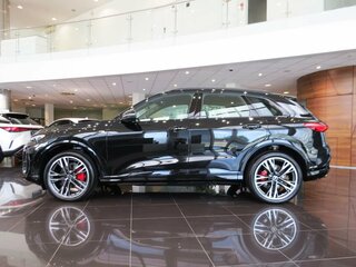 2025 Audi Q5 45 TFSI III (GU), чёрный, 8900000 рублей, вид 4