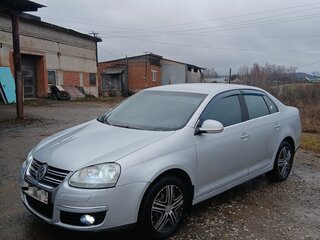 2008 Volkswagen Jetta V, серебристый, 430000 рублей, вид 1