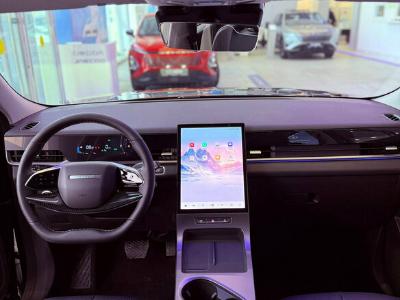 2026 Jaecoo J6, чёрный, 2306700 рублей - вид 36