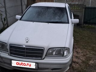 1999 Mercedes-Benz C-Класс 200 I (W202) Рестайлинг, белый, 275000 рублей, вид 1