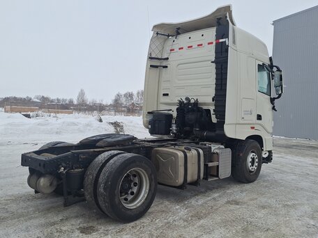 2024 Dongfeng DFH 4180, белый, 3990000 рублей, вид 4