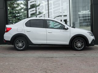 2020 Renault Logan Stepway II Рестайлинг, белый, 949000 рублей, вид 5