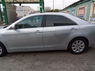 2007 Toyota Camry VI (XV40), серебристый, 1450000 рублей, вид 4