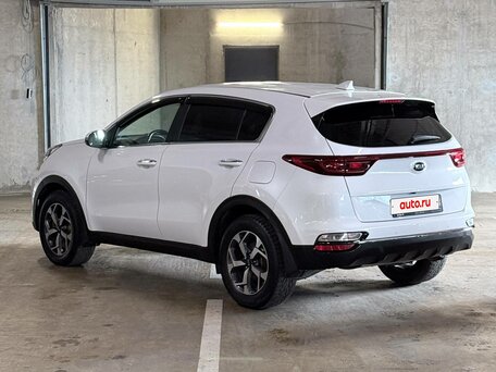 2021 Kia Sportage IV Рестайлинг, белый, 1899000 рублей, вид 2