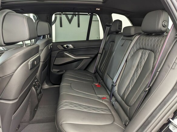 2025 BMW X5 40i IV (G05/G18) Рестайлинг, чёрный, 14990000 рублей - вид 19