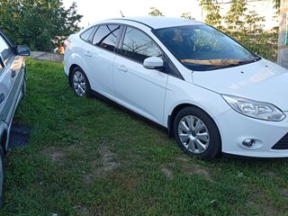 2013 Ford Focus III, белый, 440000 рублей, вид 3
