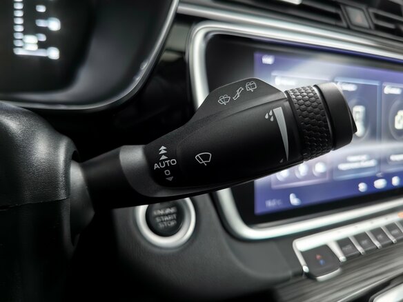 2023 Geely Atlas Pro, серый, 1945000 рублей - вид 14
