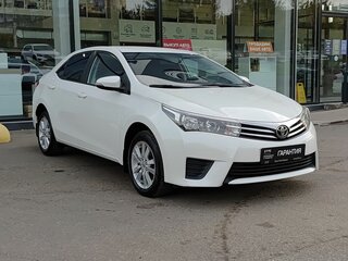 2014 Toyota Corolla XI (E160, E170, E180), белый, 1299000 рублей, вид 3