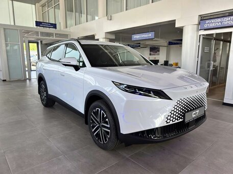2026 Omoda C7, белый, 3099000 рублей, вид 3