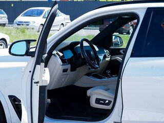 2020 BMW X5 40i IV (G05/G18), белый, 4300000 рублей, вид 4