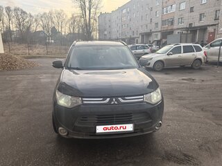 2012 Mitsubishi Outlander III, чёрный, 1300000 рублей, вид 1