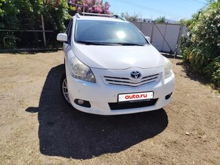 2012 Toyota Verso I, белый, 1010000 рублей, вид 2