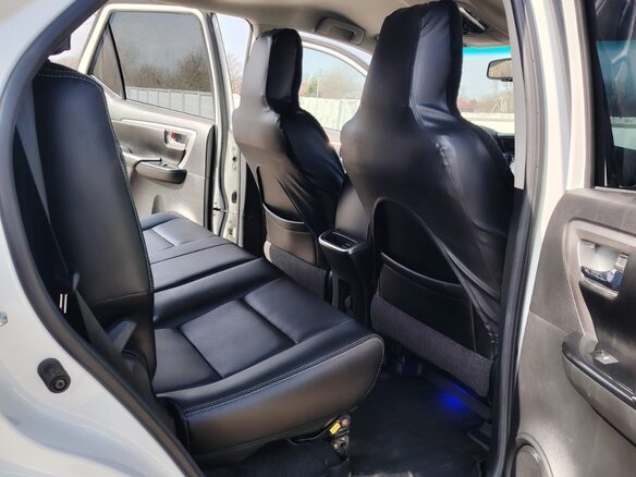 2024 Toyota Fortuner II Рестайлинг, белый, 7200000 рублей - вид 7