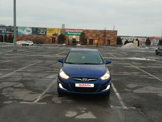 2012 Hyundai Solaris I, синий, 600000 рублей, вид 2